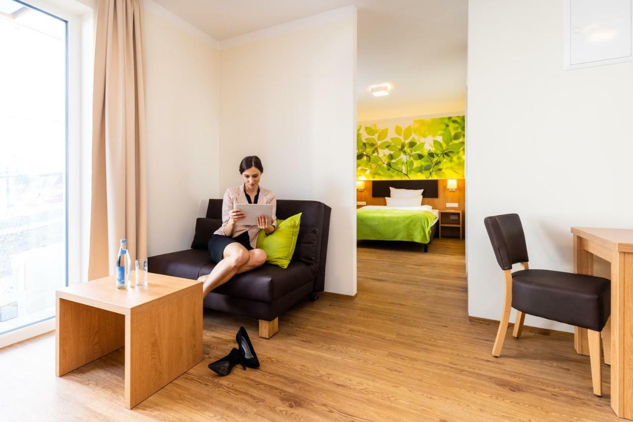 Inhouse - Wohnen Auf Zeit Aparthotel Инголщат Екстериор снимка